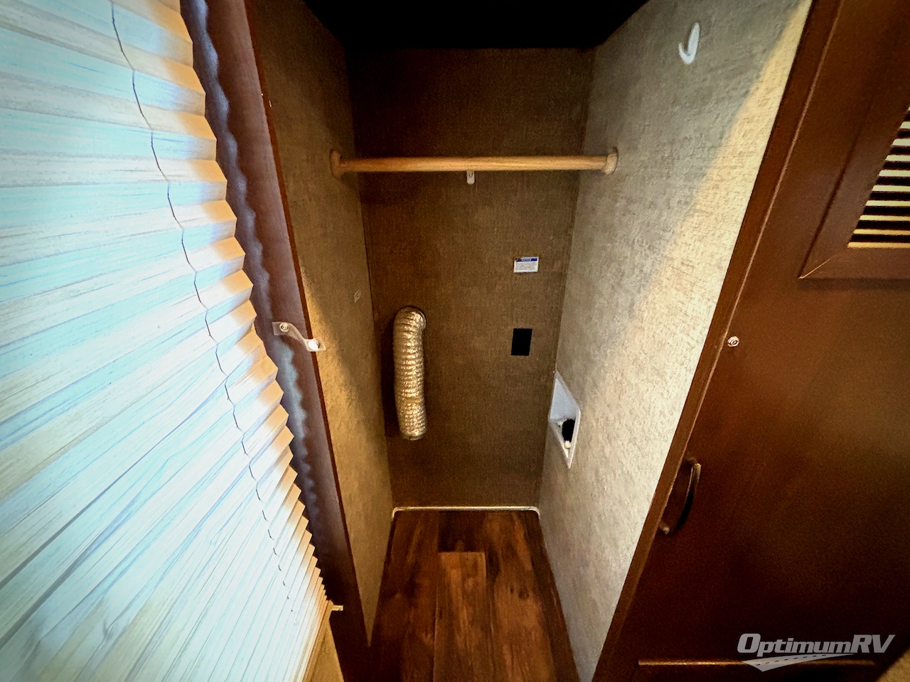 2017 Forest River Sandpiper Destination Trailers 393CK Photo 19