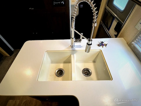 2019 Forest River Salem 31KQBTS RV Photo 2