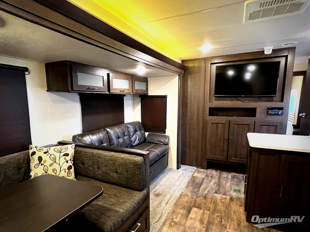 2019 Forest River Salem 31KQBTS Photo 8