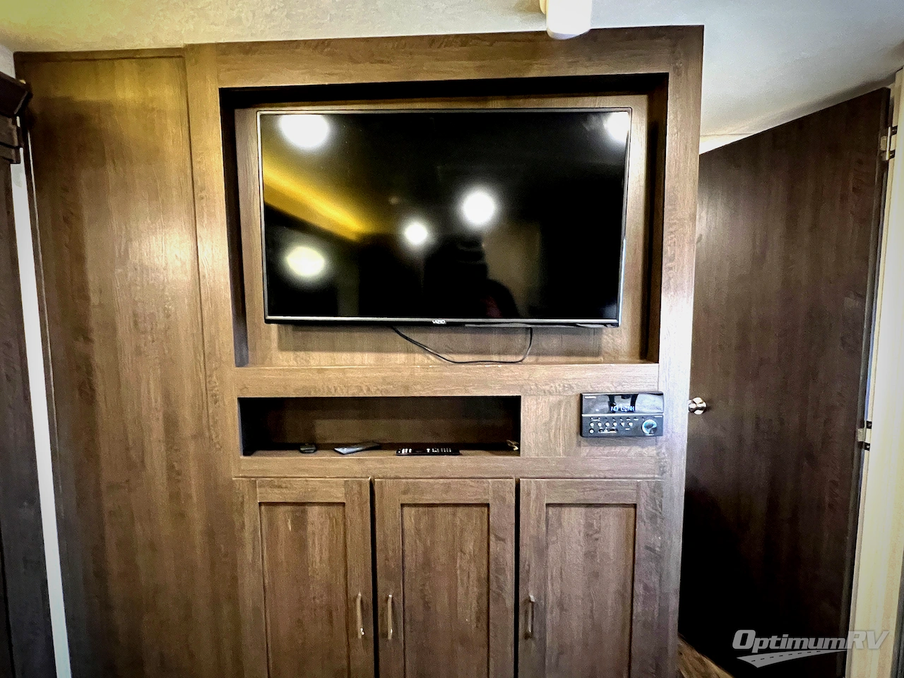 2019 Forest River Salem 31KQBTS Photo 9