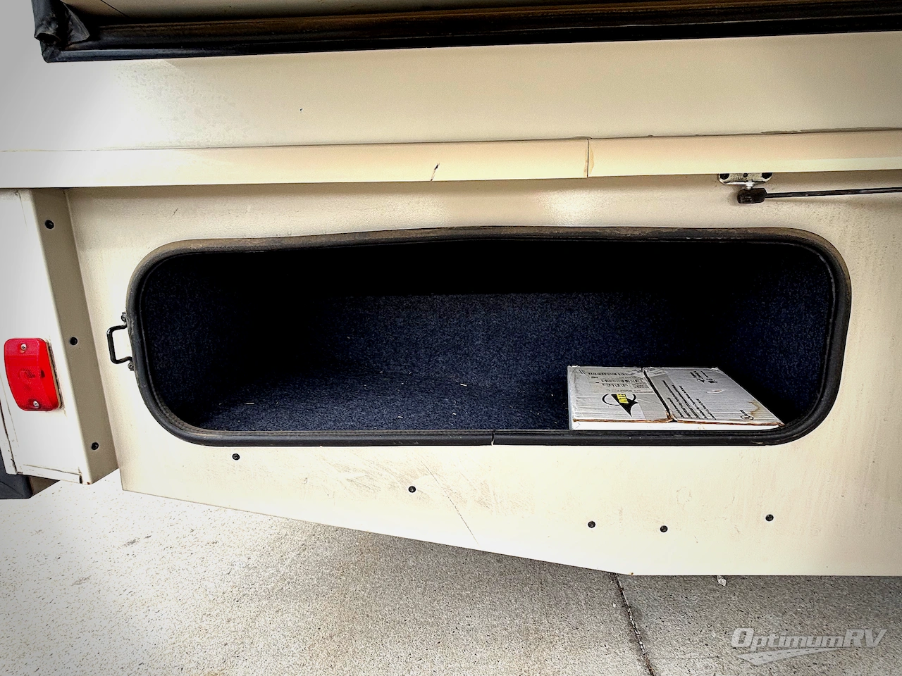 2017 Fleetwood Flair 31B Photo 26
