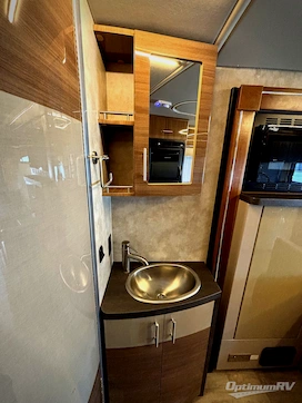2019 Winnebago View 24J RV Photo 4