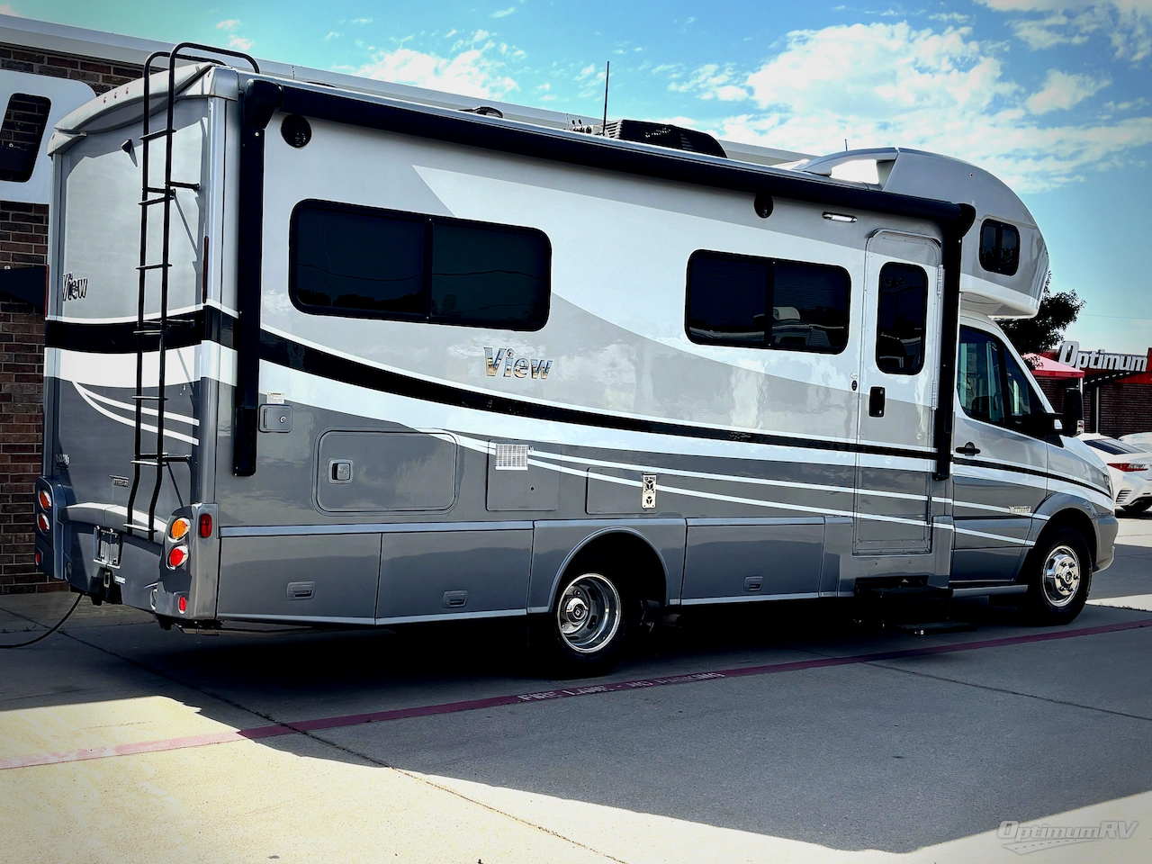 2019 Winnebago View 24J Photo 2