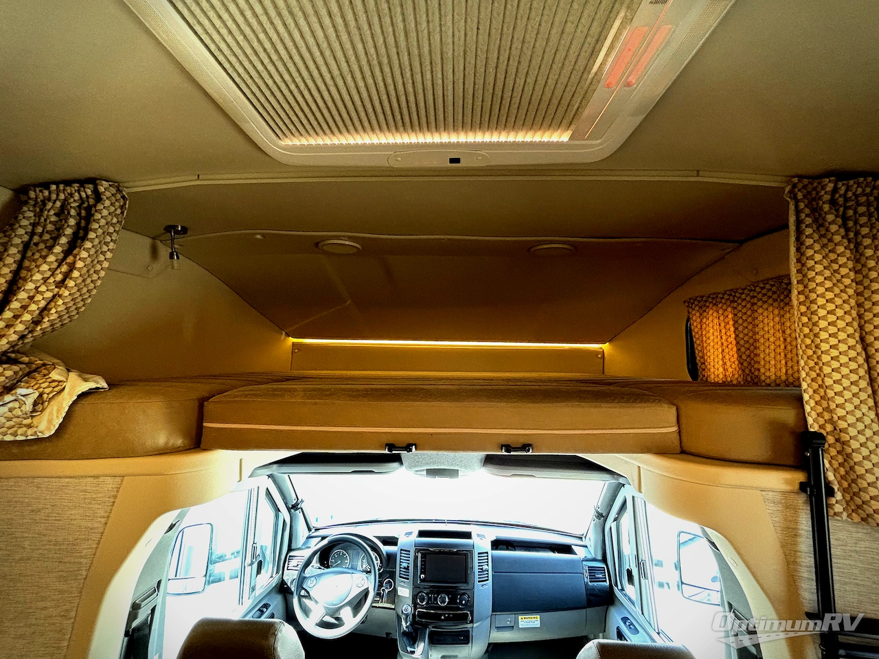 2019 Winnebago View 24J Photo 8