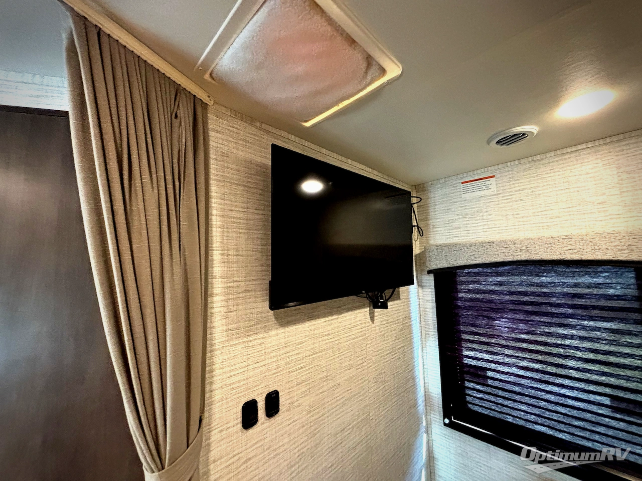 2024 Entegra Odyssey SE 22CF Photo 19