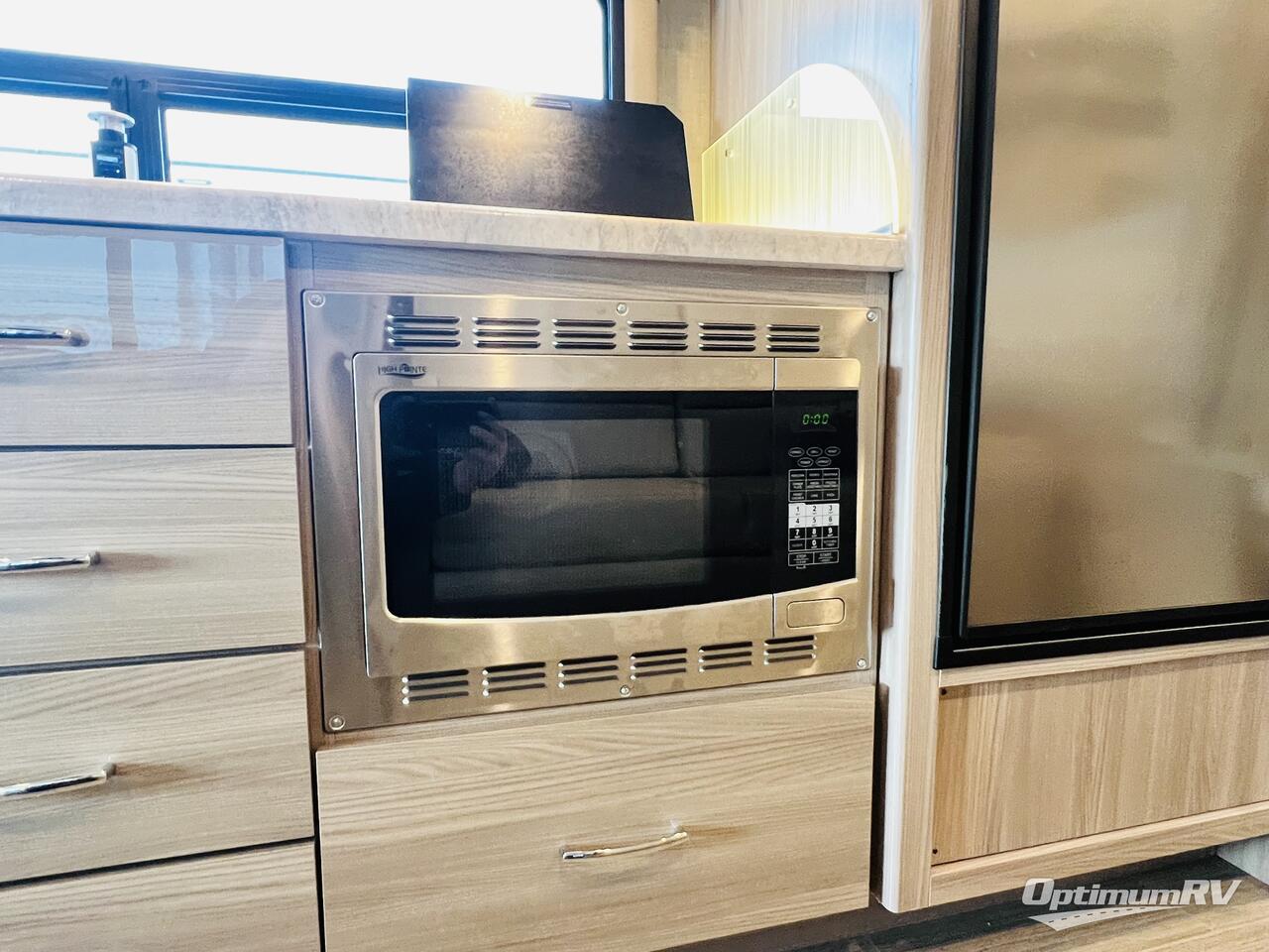 2022 Thor Tiburon Sprinter 24FB Photo 11