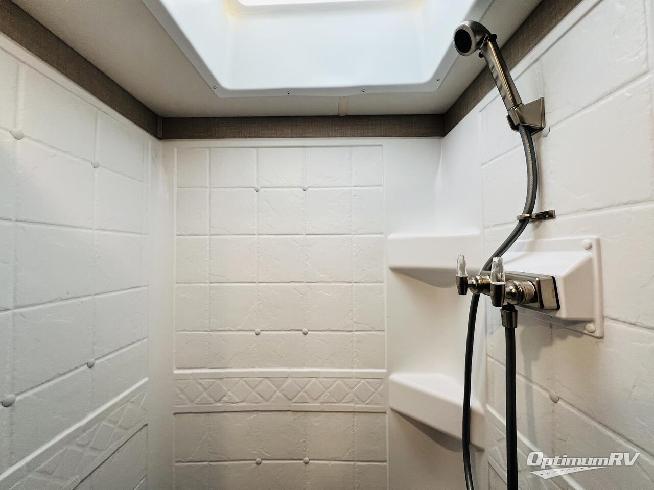 2022 Thor Tiburon Sprinter 24FB Photo 17