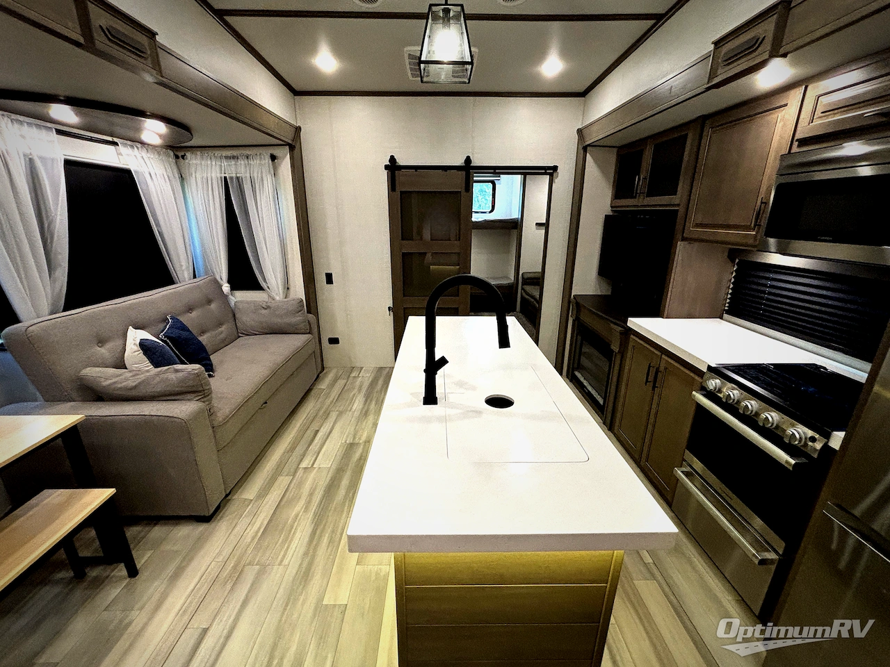 2023 Grand Design Solitude S-Class 3740BH Photo 4