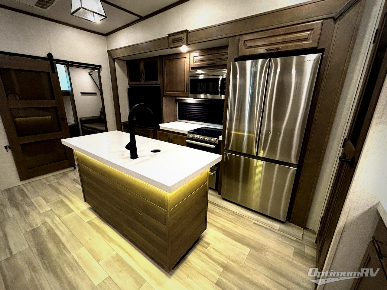 2023 Grand Design Solitude S-Class 3740BH Photo 17