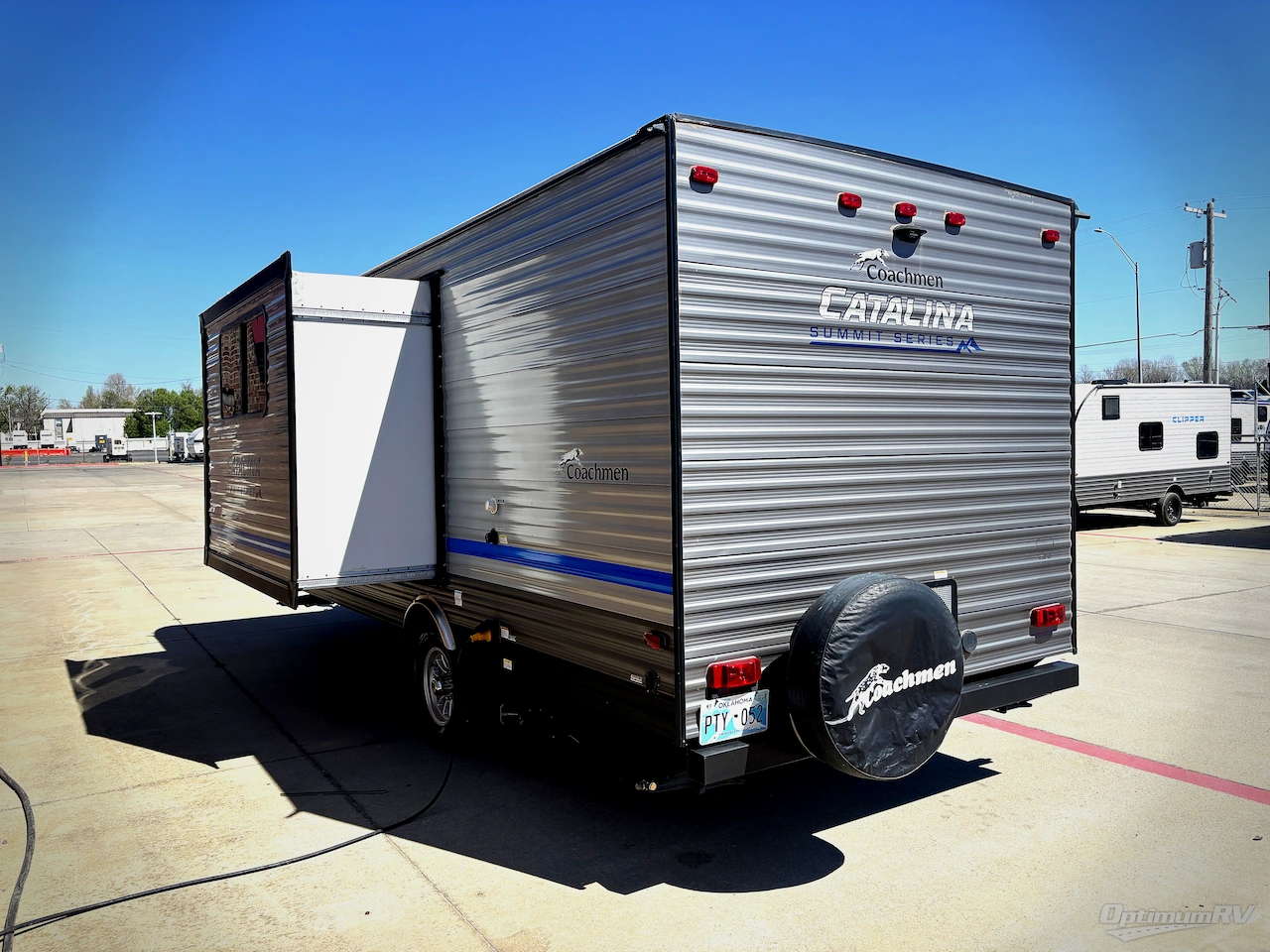 2022 Coachmen Catalina Summit Series 7 184BHS Photo 3