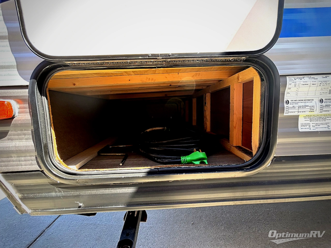 2022 Coachmen Catalina Summit Series 7 184BHS Photo 14