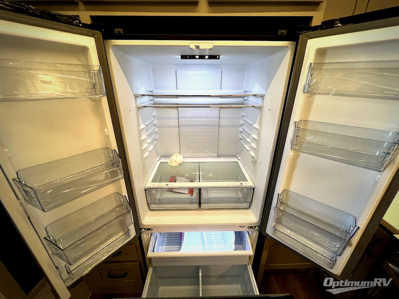 2025 Palomino Columbus 384RKH Photo 36