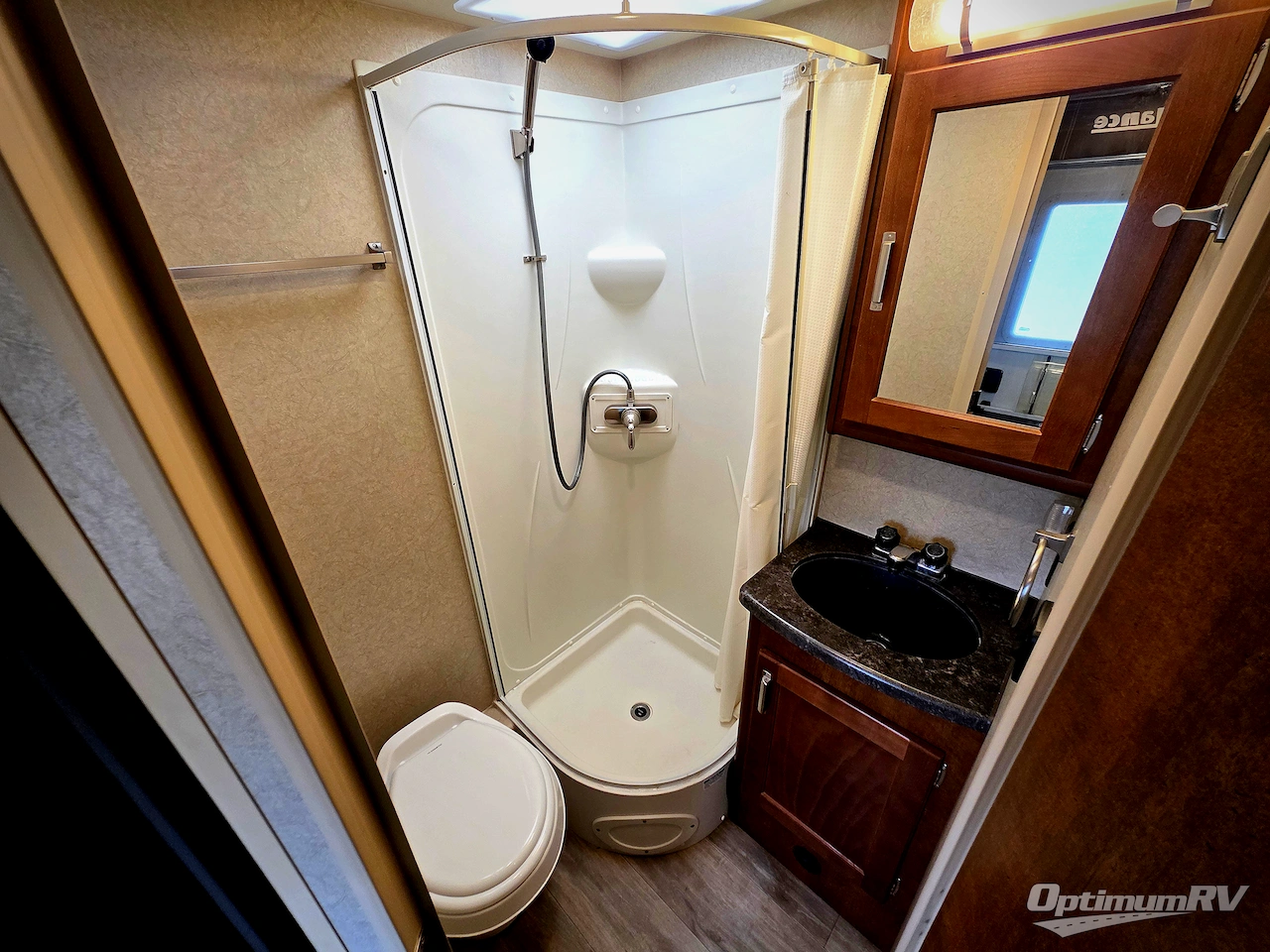 2019 Lance Lance Travel Trailers 1475 Photo 14