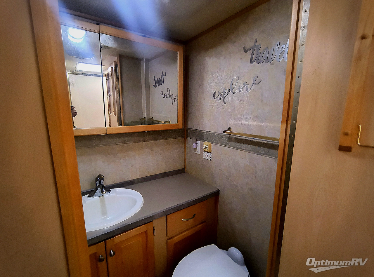 2004 Tiffin Open Road Allegro 32BA Photo 14