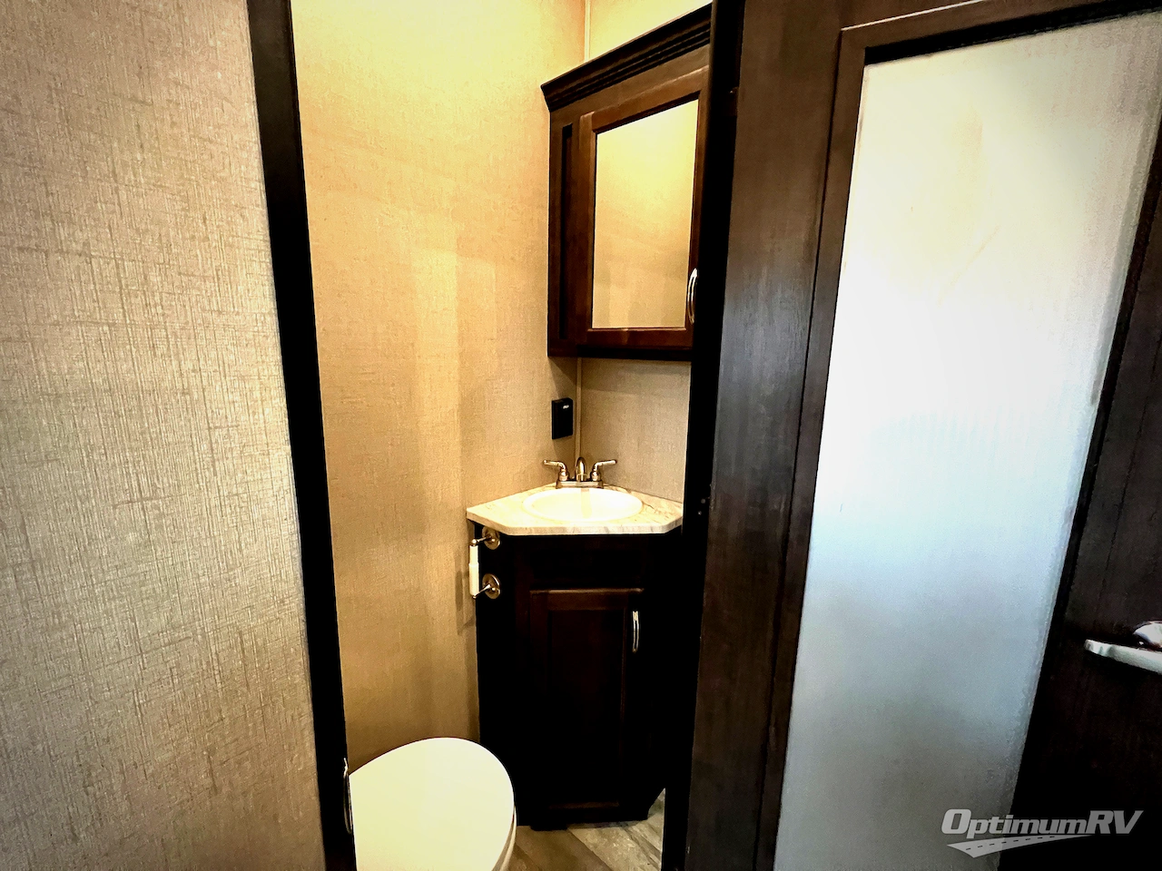 2020 Coachmen Brookstone 344FL Photo 18