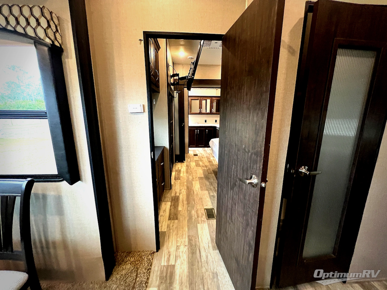 2020 Coachmen Brookstone 344FL Photo 19