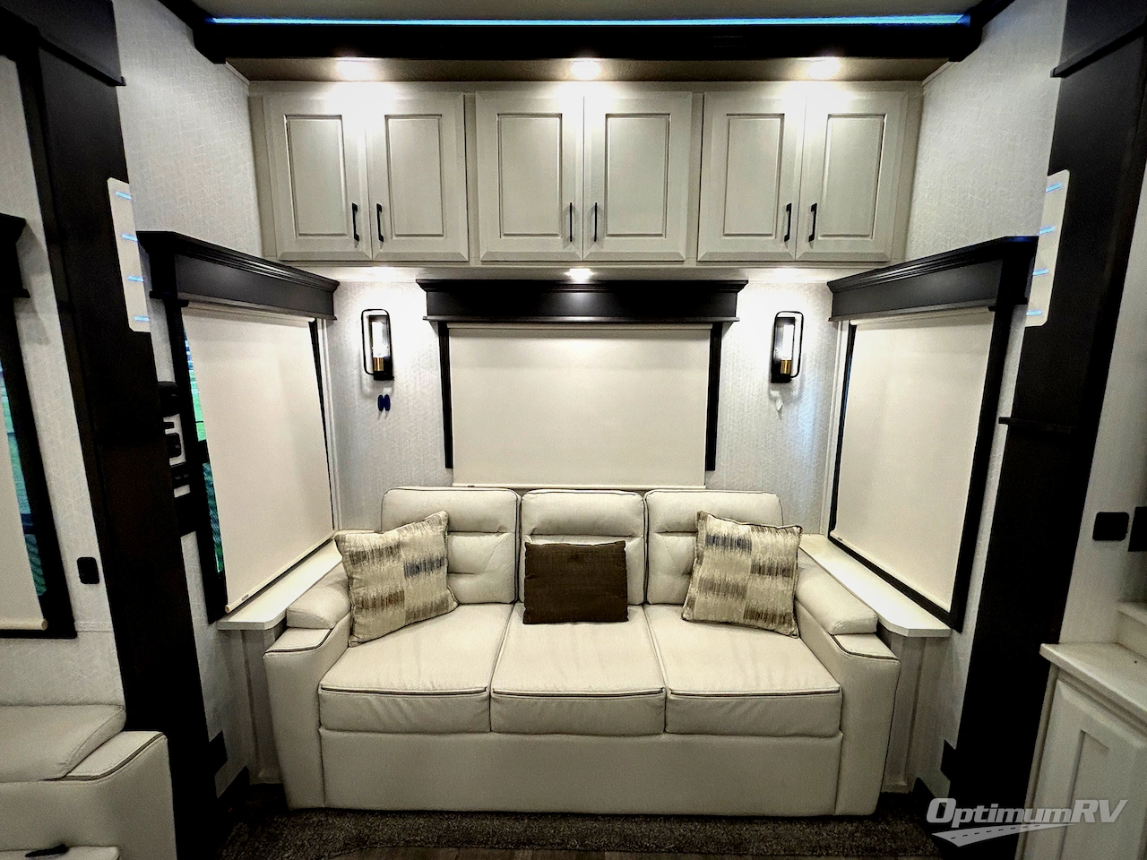 2022 DRV Luxury Suites Mobile Suites 40KSSB4 Photo 22