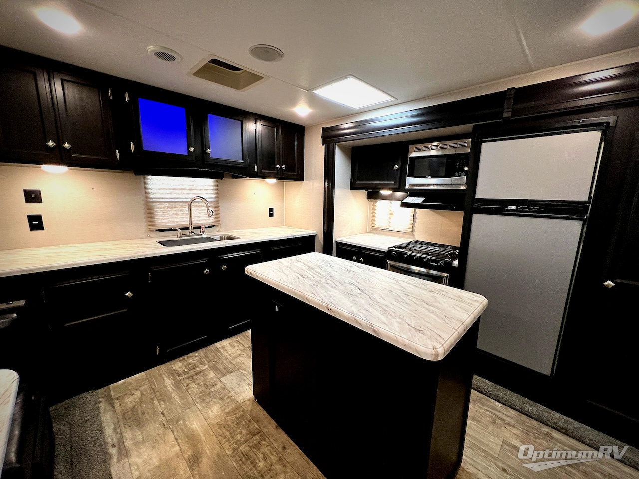 2018 Venture SportTrek 312VRK Photo 18