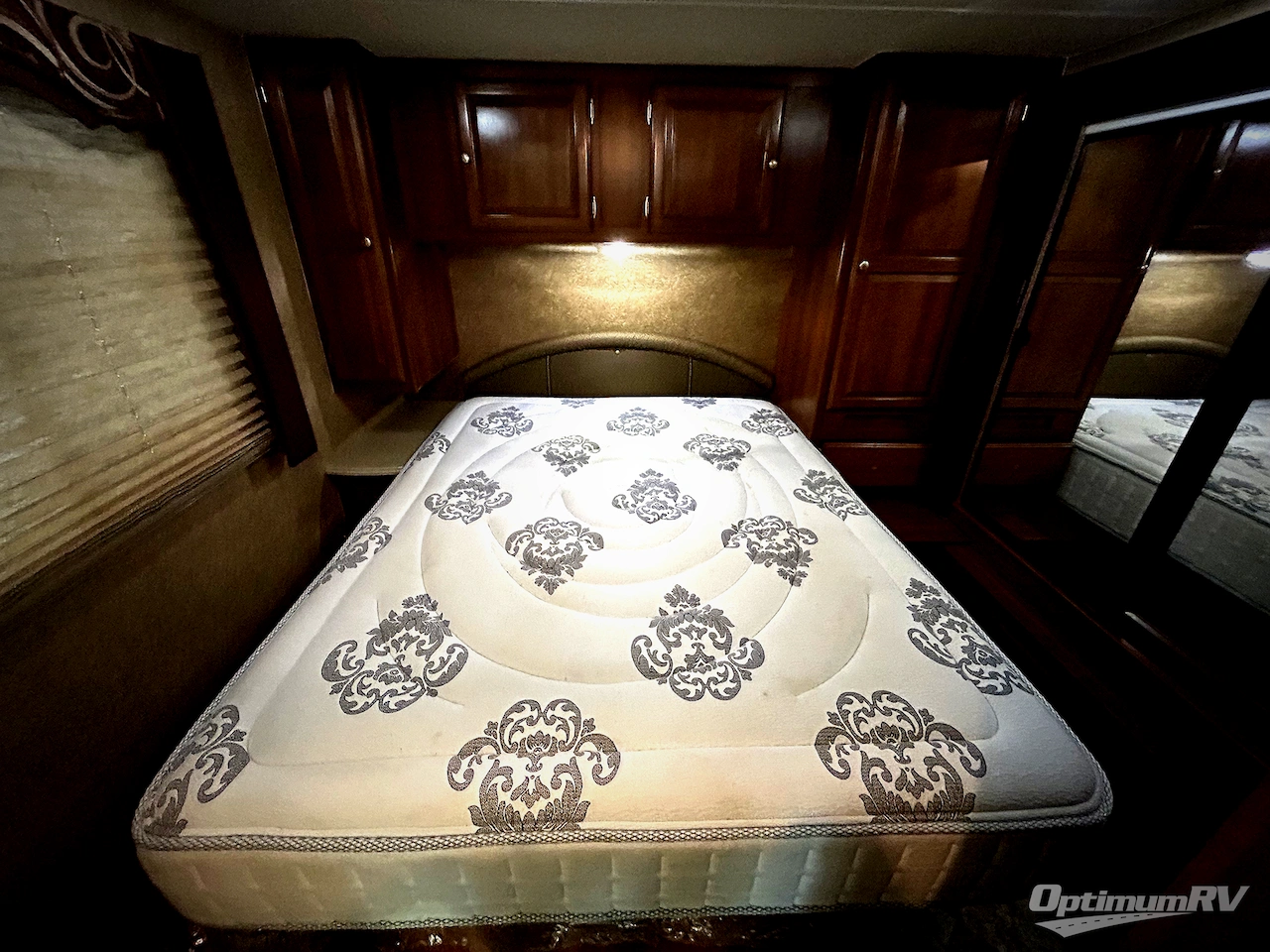 2014 Coachmen Leprechaun 319DS Ford 450 Photo 16