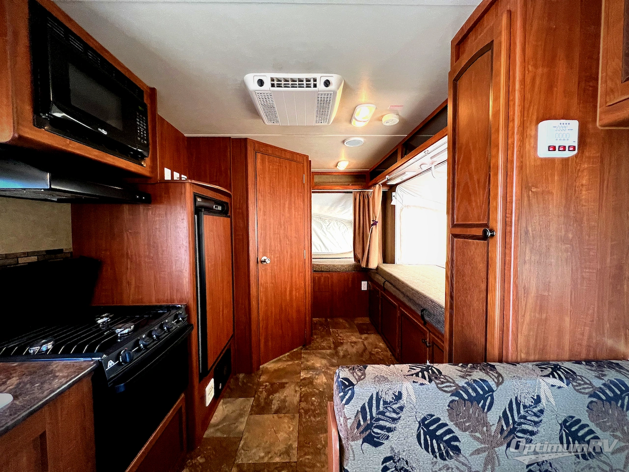 2013 Jayco Jay Feather Ultra Lite X18D Photo 2