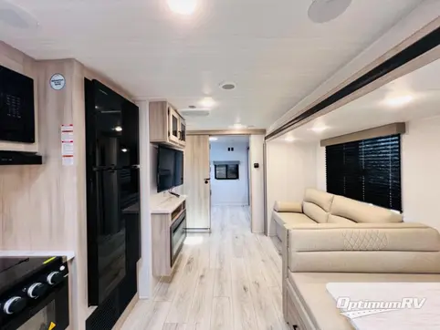 2025 East To West Della Terra 312BH RV Photo 3