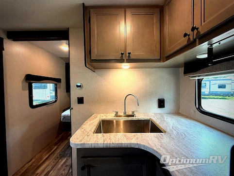 2022 Starcraft Super Lite 241BH RV Photo 3