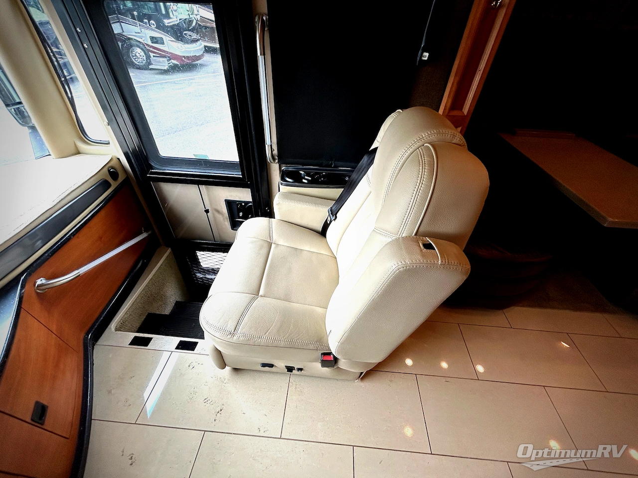 2017 Tiffin Allegro RED 33 AA Photo 7