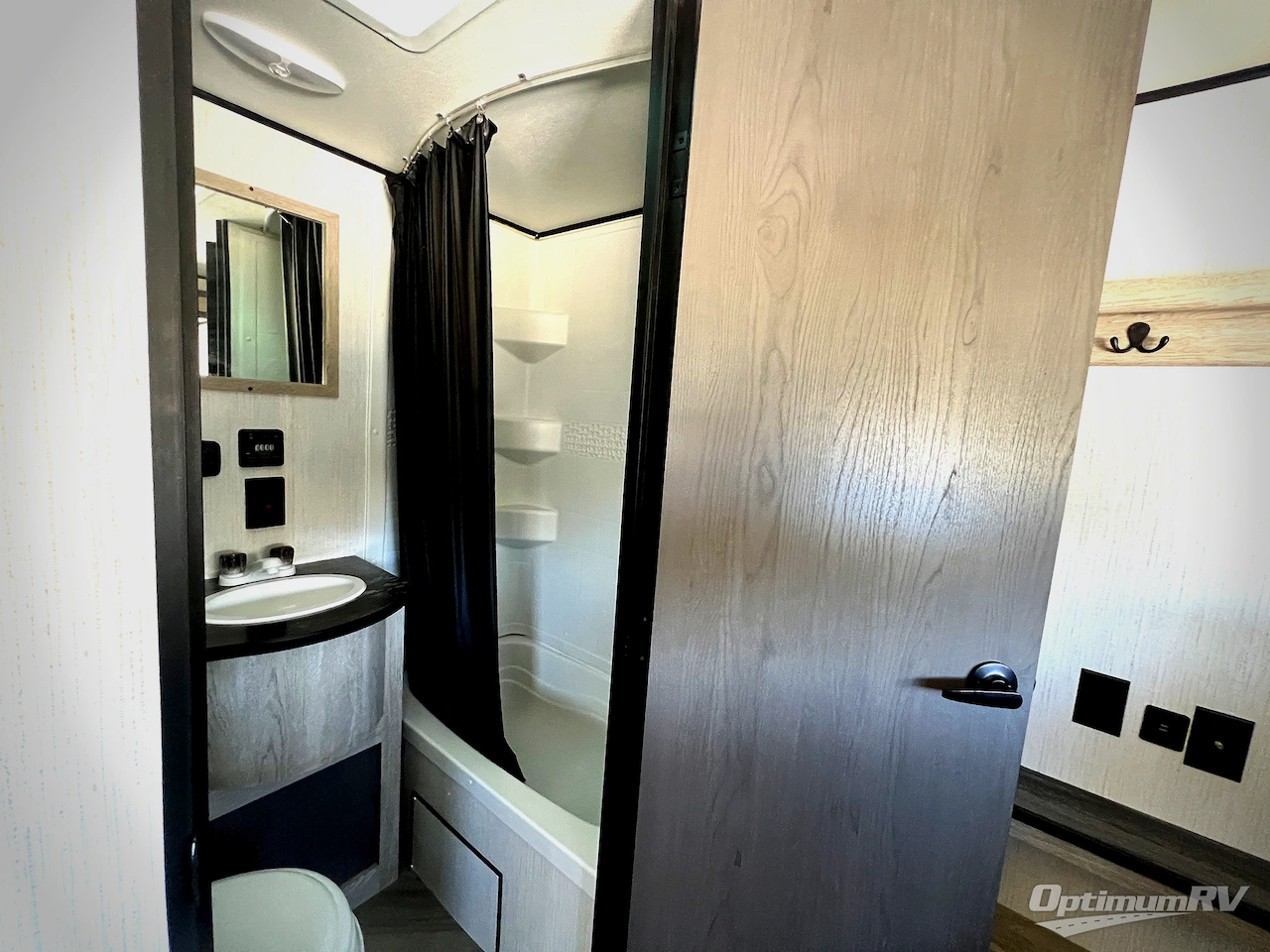 2023 Heartland Prowler 182SSX Photo 15