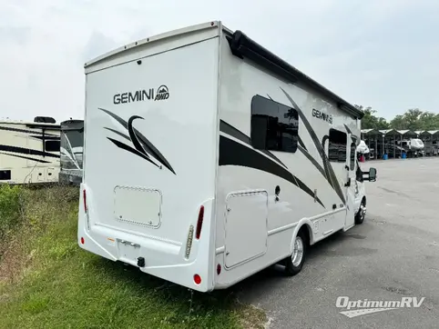 2023 Thor Gemini AWD 24KB RV Photo 2
