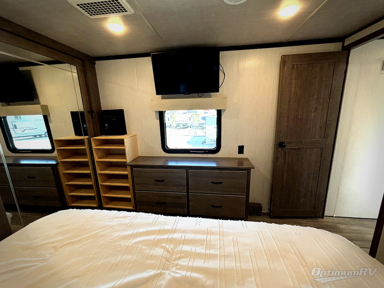2022 Forest River Cedar Creek 291RW Photo 12