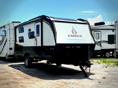Used 2023 Ember Overland Series 191MDB Featured Photo