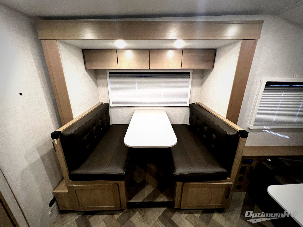 2023 Ember Overland Series 191MDB Photo 12