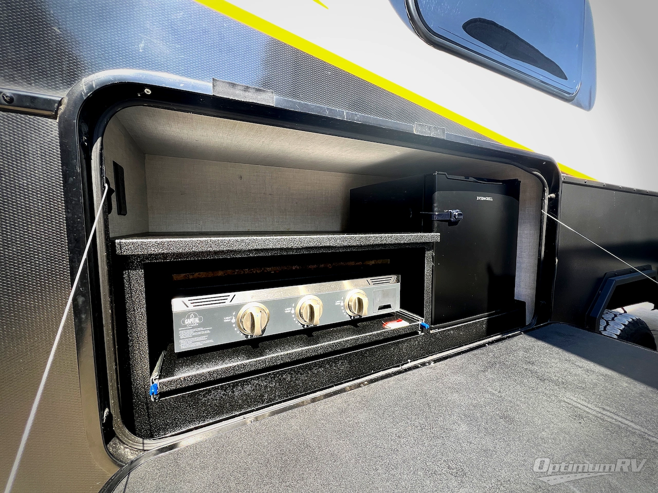 2023 Ember Overland Series 191MDB Photo 18