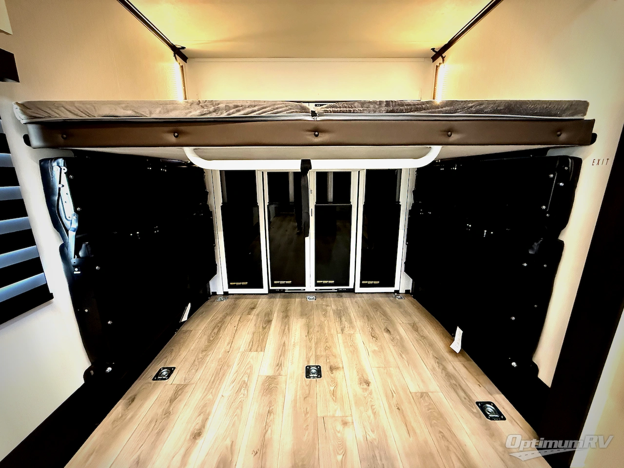 2026 Forest River Vengeance Rogue Armored 26L140 Photo 7