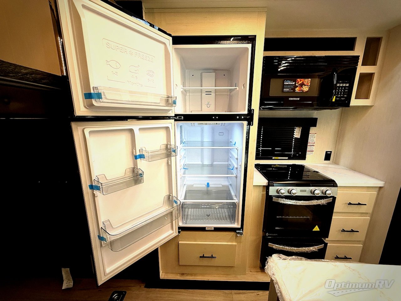 2026 Forest River Vengeance Rogue Armored 26L140 Photo 10