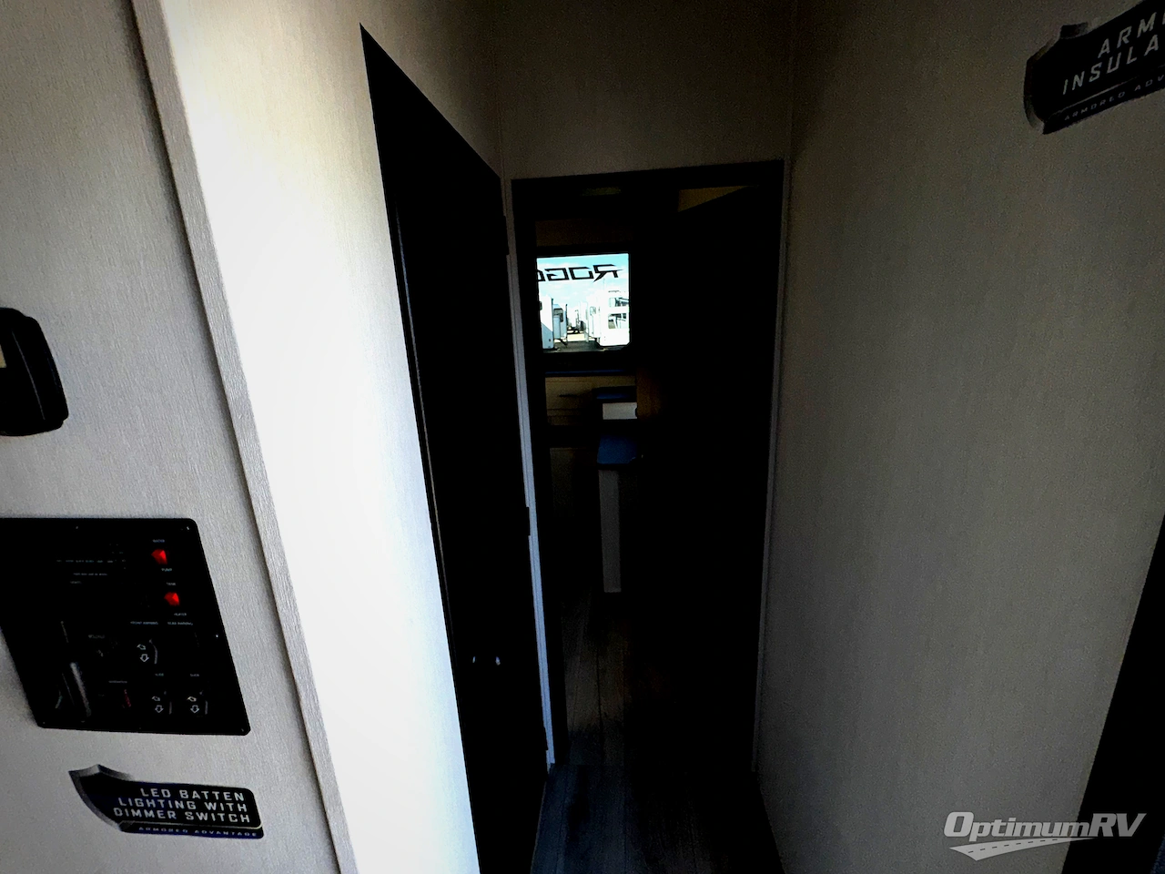 2026 Forest River Vengeance Rogue Armored 32L132 Photo 4