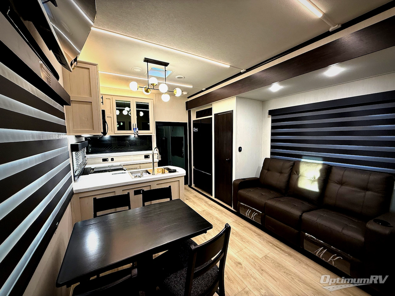 2026 Forest River Vengeance Rogue Armored 4015 Photo 4