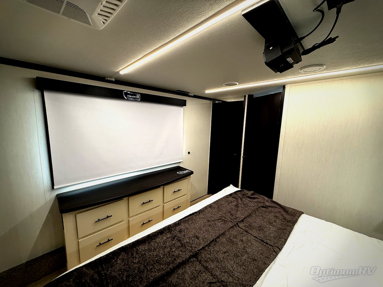 2026 Forest River Vengeance Rogue Armored 4015 Photo 31