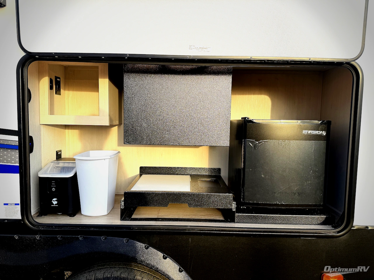 2026 Forest River Vengeance Rogue Armored 4015 Photo 38