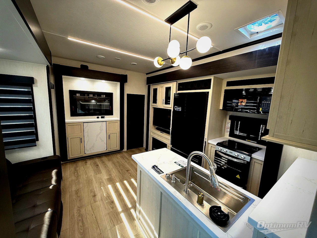 2026 Forest River Vengeance Rogue Armored 341GS11 Photo 4