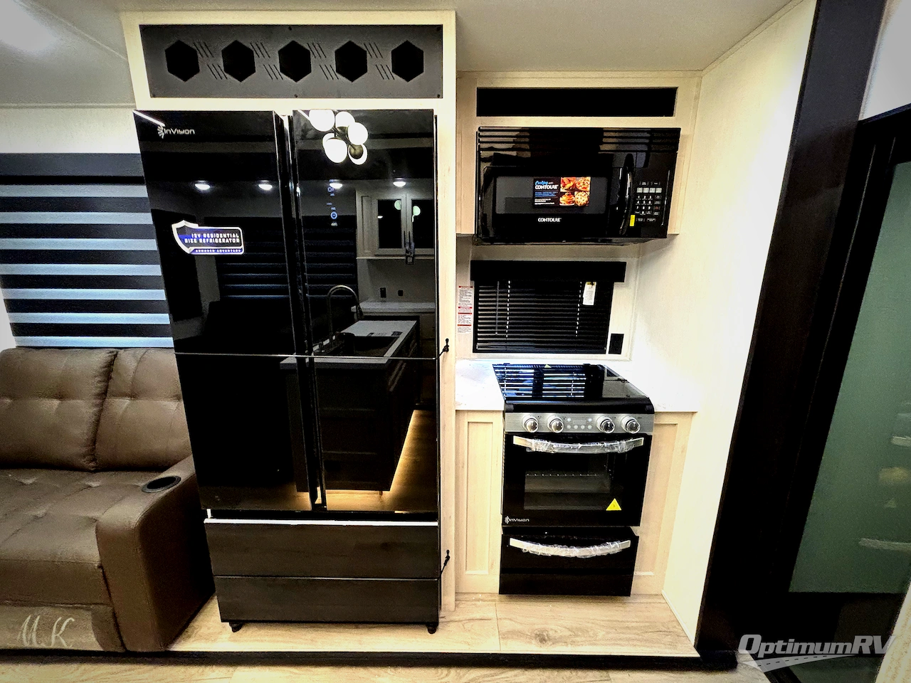 2026 Forest River Vengeance Rogue Armored 391T145 Photo 17