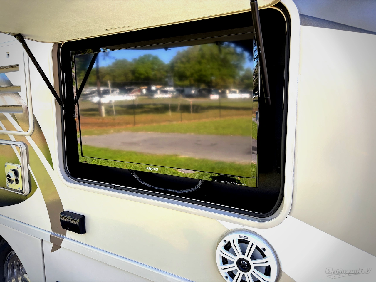 2018 Thor Synergy SD24 Photo 19