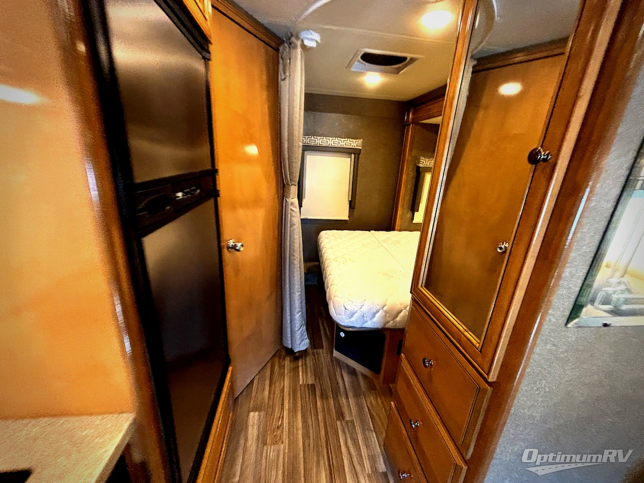 2018 Thor Synergy SD24 Photo 15