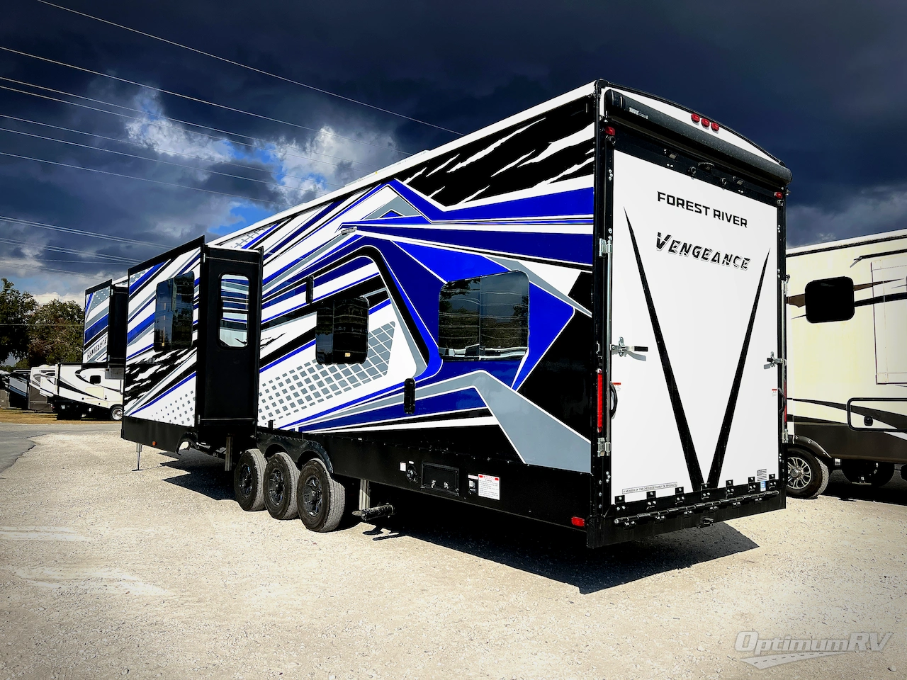 2026 Forest River Cherokee Vengeance 4413 Photo 2