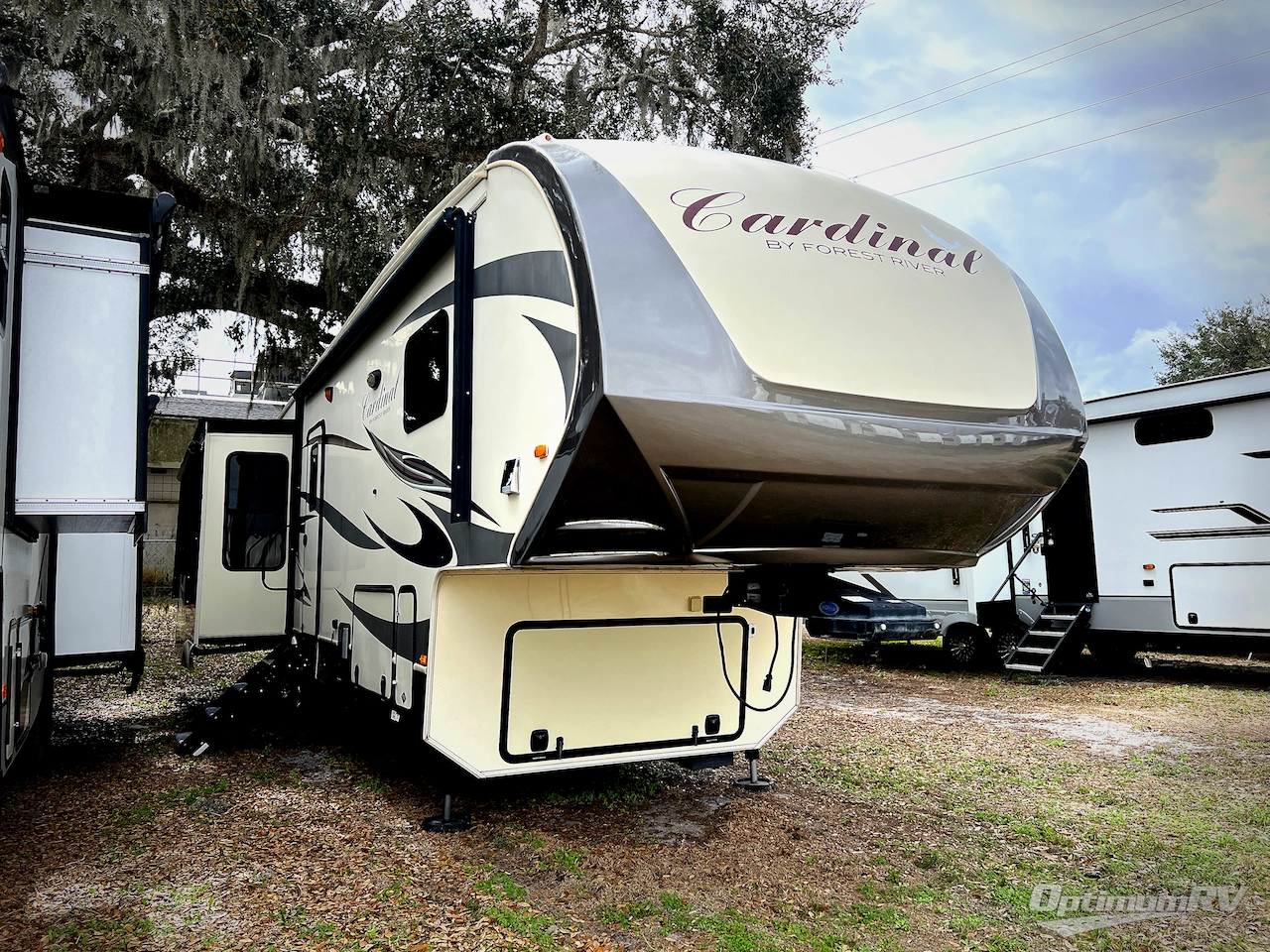 2016 Forest River Cardinal 3850RL Photo 1