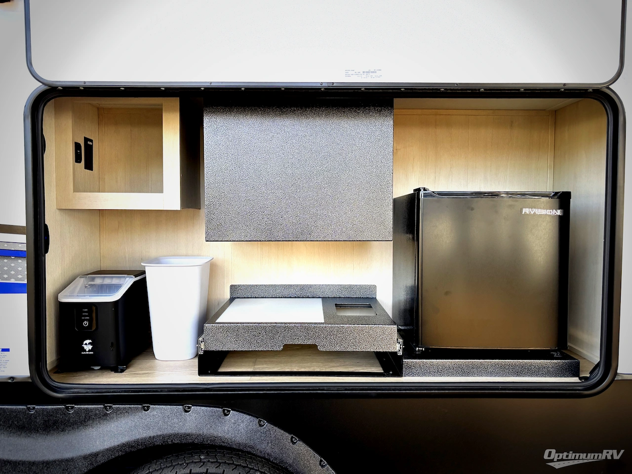 2026 Forest River Vengeance Rogue Armored 4015 Photo 25