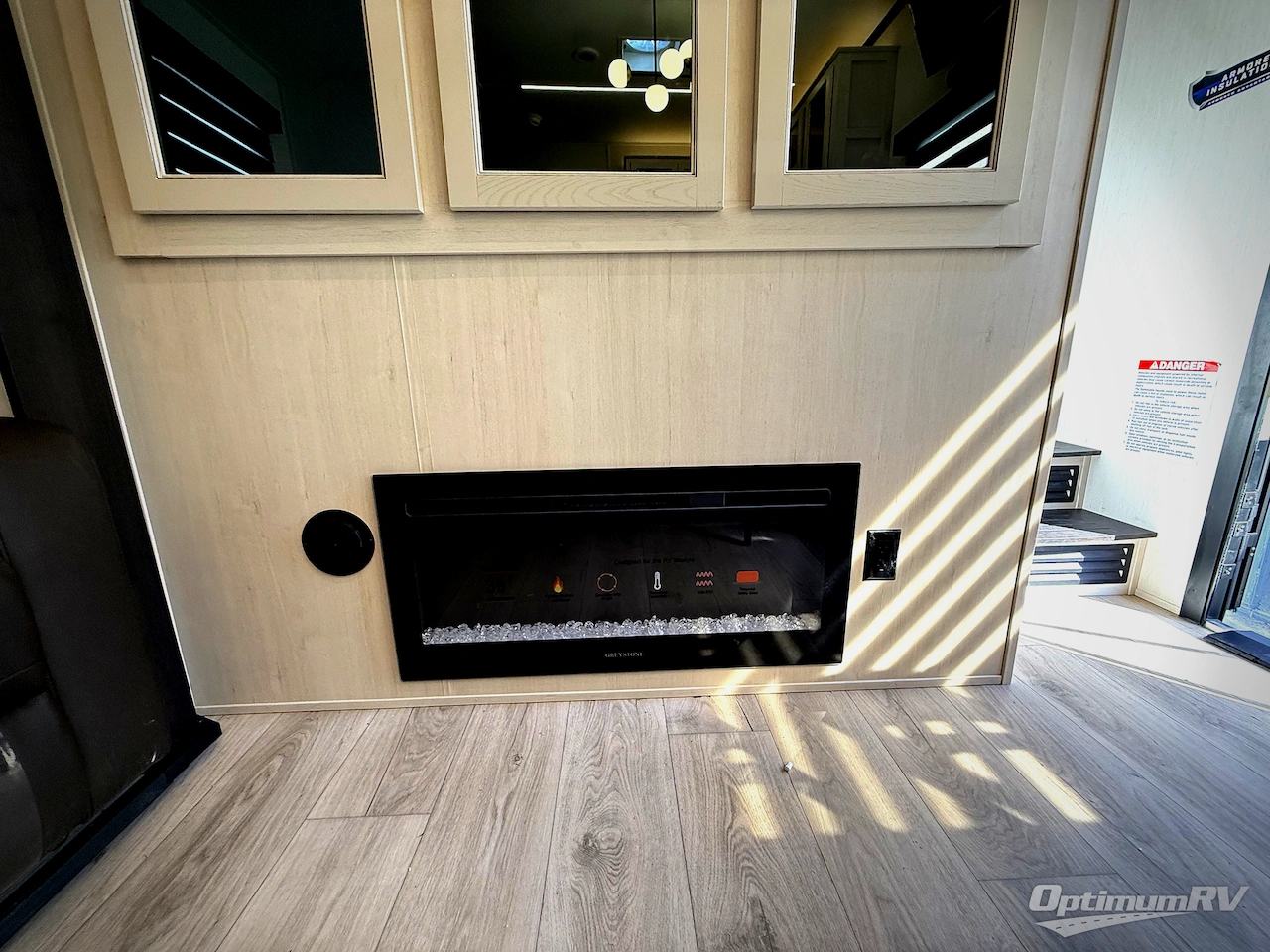 2026 Forest River Cherokee Rogue Armored 4015 Photo 20