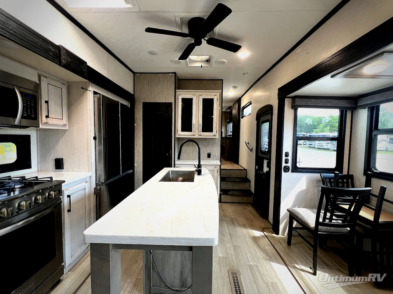 2023 KZ Durango D348BHF Photo 6