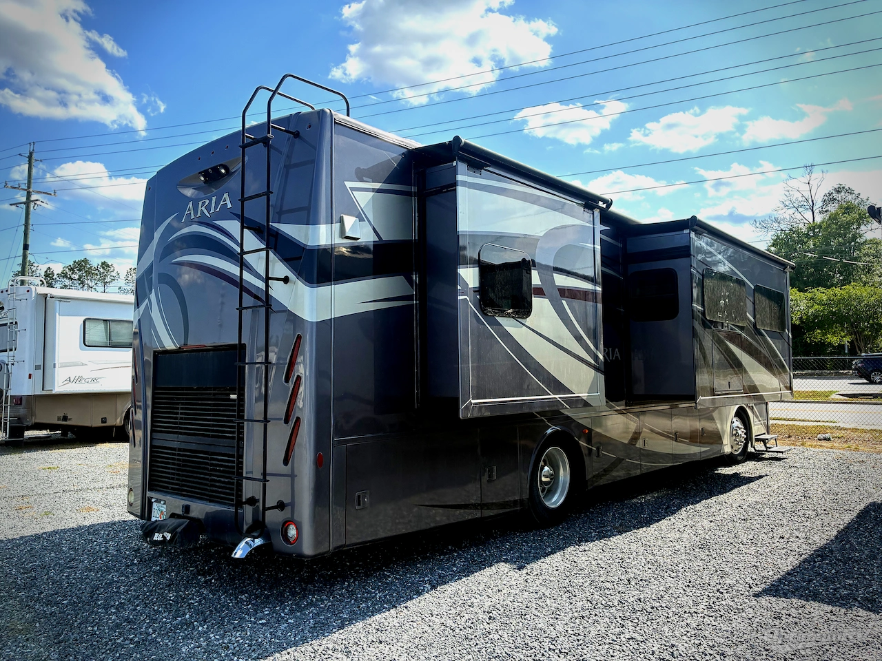2017 Thor Aria 3601 Photo 2