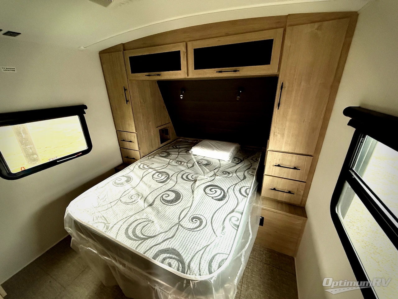 2025 Grand Design Imagine 2970RL Photo 14